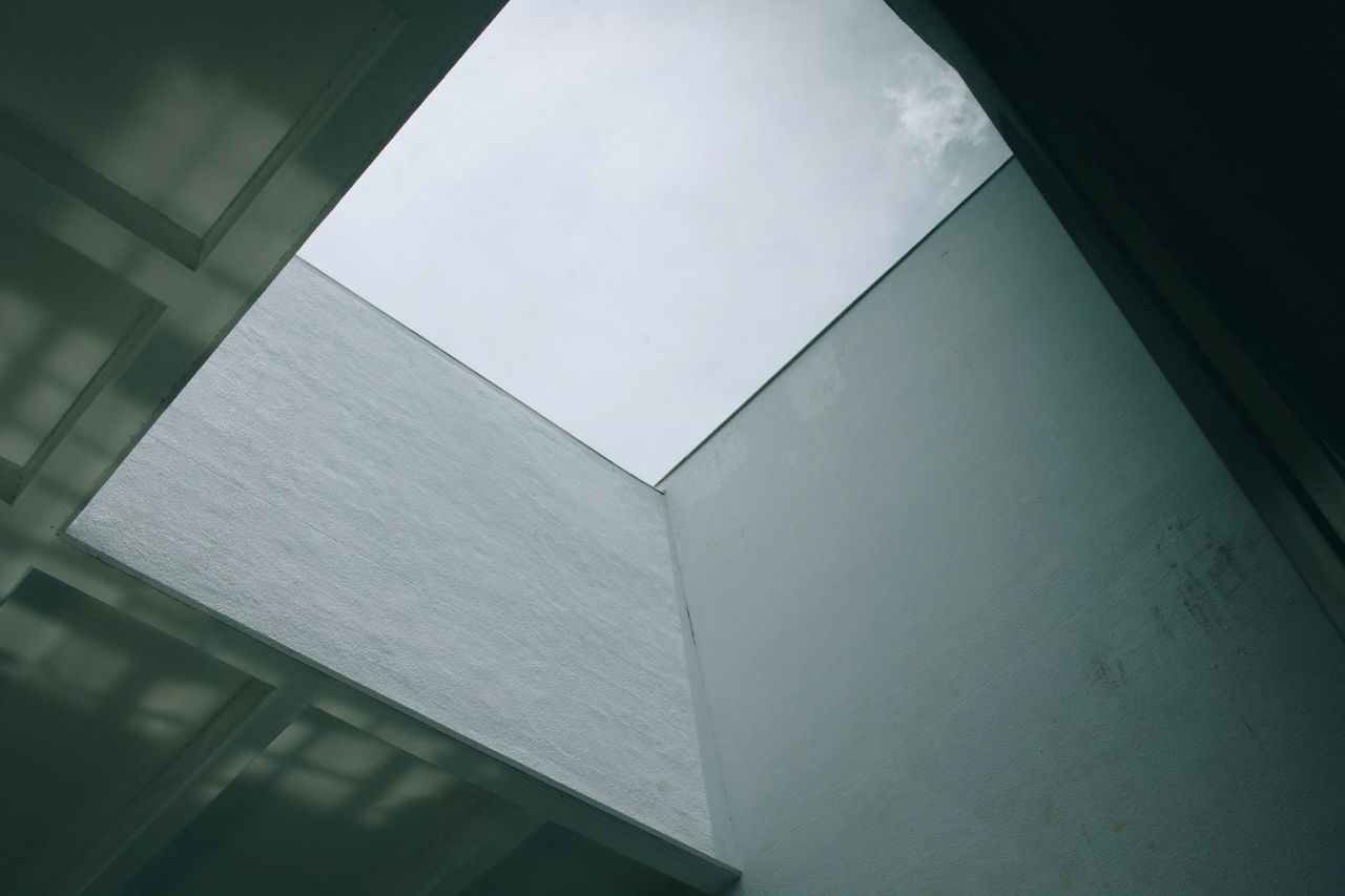 台北市立美術館建築天窗與自然光影